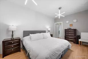 140 S Hudson St, Westmont, IL 60559 - Photo 15