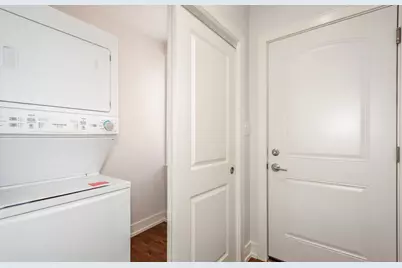 [Address not provided], Chicago, IL 60618 - Photo 11