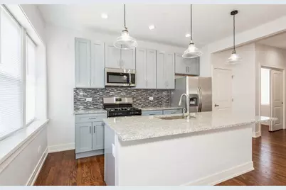 [Address not provided], Chicago, IL 60618 - Photo 3