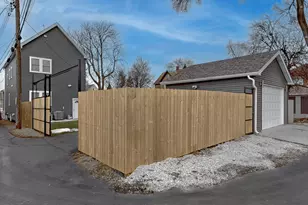 2347 Walnut St, Blue Island, IL 60406 - Photo 21