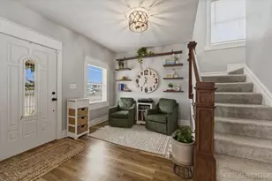 1123 Prairie St, Aurora, IL 60506 - Photo 3