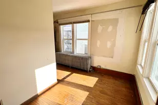 216 E South St, Woodstock, IL 60098 - Photo 9