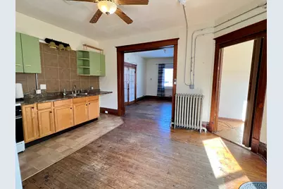 216 E South Street #2, Woodstock, IL 60098 - Photo 3