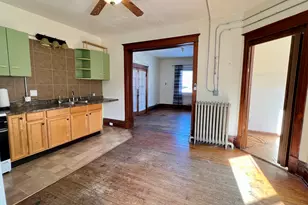 216 E South St, Woodstock, IL 60098 - Photo 3