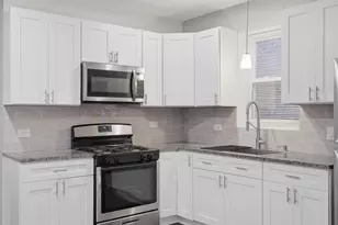 2118 S 59th Ave, Cicero, IL 60804 - Photo 13