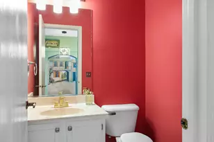 935 Viewpoint Dr, Lake in the Hills, IL 60156 - Photo 13