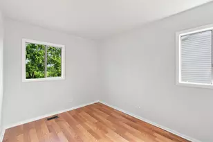 736 Dickens Ave, Glendale Heights, IL 60139 - Photo 15