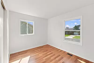 736 Dickens Avenue, Glendale Heights, IL 60139 - Photo 13