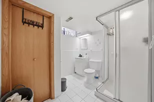 3719 Hawthorne St, Schiller Park, IL 60176 - Photo 17