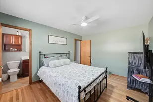 3719 Hawthorne St, Schiller Park, IL 60176 - Photo 7