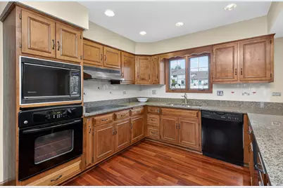 6081 Brookline Court, Lisle, IL 60532 - Photo 7