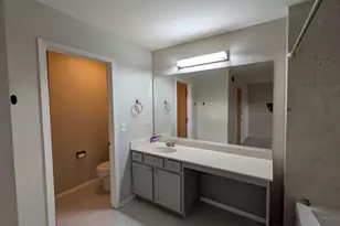 205 Key Largo Dr, Romeoville, IL 60446 - Photo 11