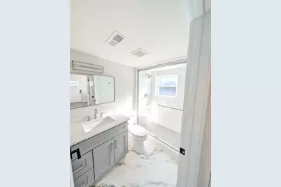 564 N Adele Street, Elmhurst, IL 60126 - Photo 9