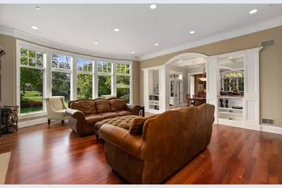 8730 Keeler Avenue, Skokie, IL 60076 - Photo 11