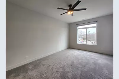 [Address not provided], Downers Grove, IL 60515 - Photo 9