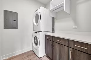 [Address not provided], Downers Grove, IL 60515 - Photo 17