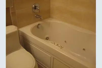 111 E Chestnut Street #45K, Chicago, IL 60611 - Photo 27