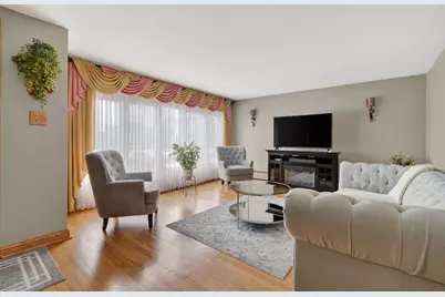 5723 S Melvina Avenue, Chicago, IL 60638 - Photo 7