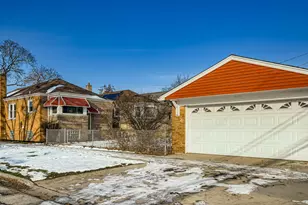 7759 S Wood St, Chicago, IL 60620 - Photo 13