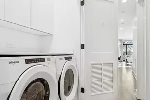 1302 W Winona St, Chicago, IL 60640 - Photo 19