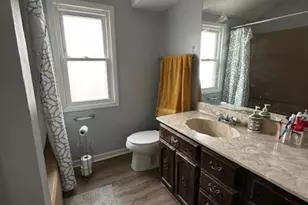 6238 W Eastwood Ave, Chicago, IL 60630 - Photo 17