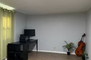 6238 W Eastwood Ave, Chicago, IL 60630 - Photo 3