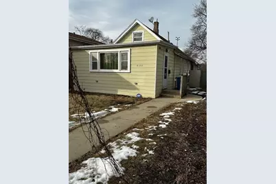 6238 W Eastwood Avenue, Chicago, IL 60630 - Photo 1