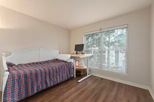 121 Pembroke Cir, Lake Bluff, IL 60044 - Photo 19