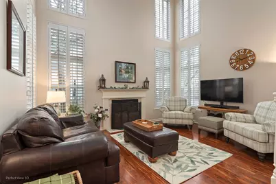 121 Pembroke Circle, Lake Bluff, IL 60044 - Photo 3