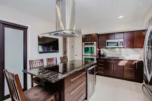 1095 Lancaster Ct, Hoffman Estates, IL 60169 - Photo 9