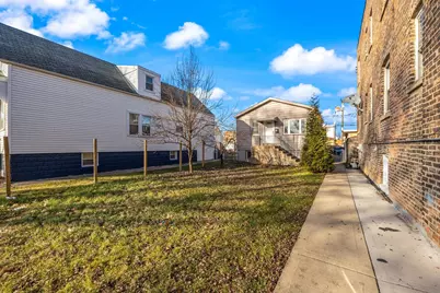 5416 W 25th Place, Cicero, IL 60804 - Photo 11