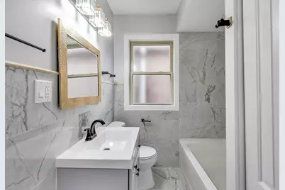 10229 S Calumet Avenue, Chicago, IL 60628 - Photo 23