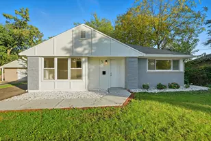 5 Oak Ln, Park Forest, IL 60466 - Photo 1