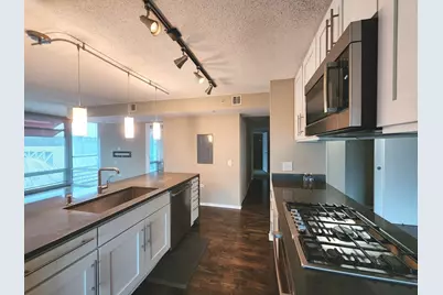 9655 Woods Drive #512, Skokie, IL 60077 - Photo 15