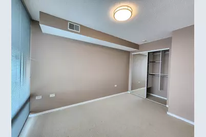 9655 Woods Drive #512, Skokie, IL 60077 - Photo 31