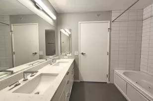 9655 Woods Dr, Skokie, IL 60077 - Photo 35