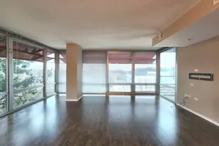 9655 Woods Dr, Skokie, IL 60077 - Photo 21