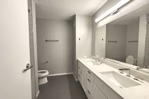 9655 Woods Dr, Skokie, IL 60077 - Photo 39