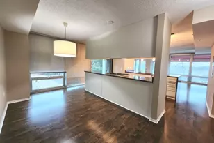 9655 Woods Dr, Skokie, IL 60077 - Photo 19