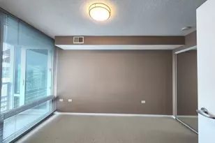 9655 Woods Dr, Skokie, IL 60077 - Photo 27