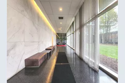 9655 Woods Drive #512, Skokie, IL 60077 - Photo 3