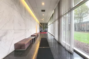 9655 Woods Dr, Skokie, IL 60077 - Photo 3