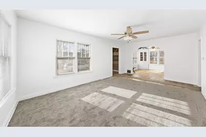 210 E North Street, Leland, IL 60531 - Photo 5