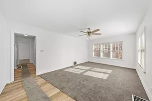 210 E North St, Leland, IL 60531 - Photo 3