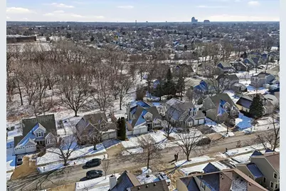 539 Newberry Drive, Elk Grove Village, IL 60007 - Photo 3