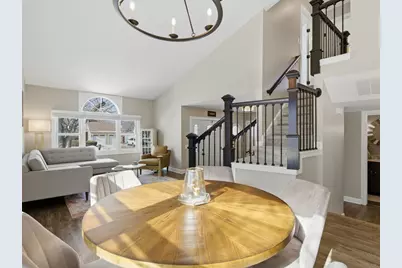 539 Newberry Drive, Elk Grove Village, IL 60007 - Photo 9