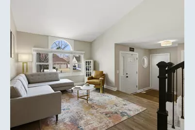 539 Newberry Drive, Elk Grove Village, IL 60007 - Photo 7