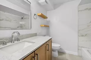 6980 W Touhy Ave, Niles, IL 60714 - Photo 25