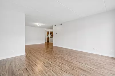 6980 W Touhy Avenue #201, Niles, IL 60714 - Photo 15