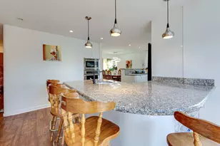 8 Lucas Dr, Palos Hills, IL 60465 - Photo 9